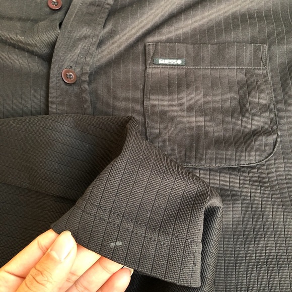 Vintage Guess button up - Picture 4 of 4